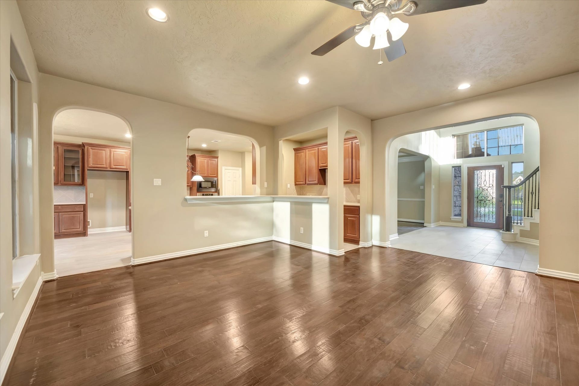 2515 Montclair Court, League City, TX 77573 2515 Montclair Court, League City, TX 77573