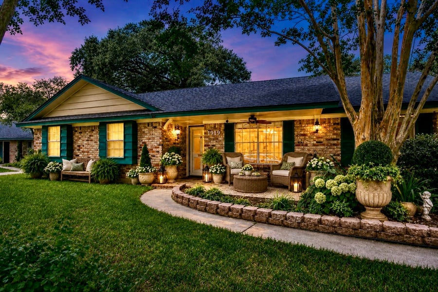 Property photo for 1919 Stebbins Drive, Houston, TX