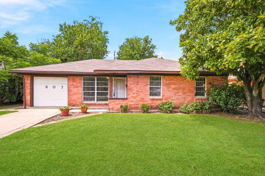 Property photo for 807 E 43rd Street, Houston, TX