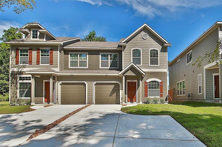 Property photo for 36 Woodland Hills Drive, #B, Conroe, TX