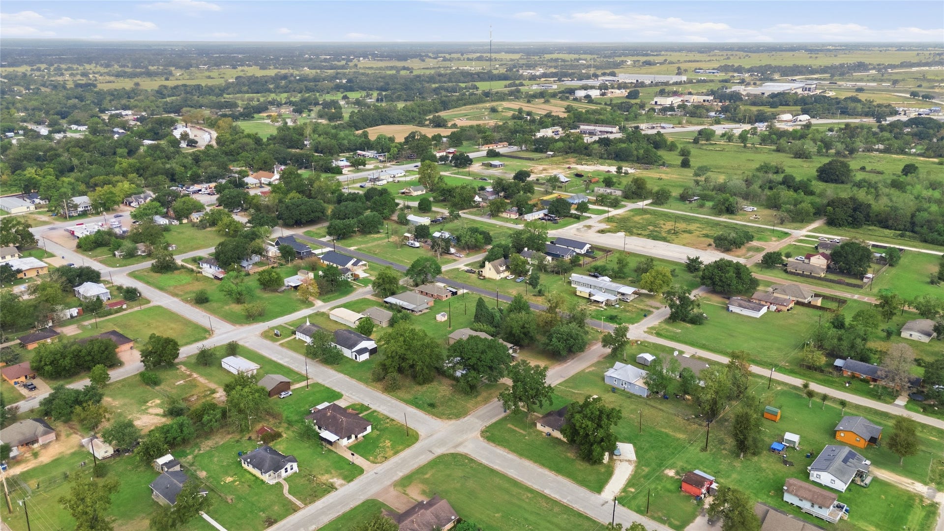 436 7th Street, Hempstead, TX 77445 436 7th Street, Hempstead, TX 77445