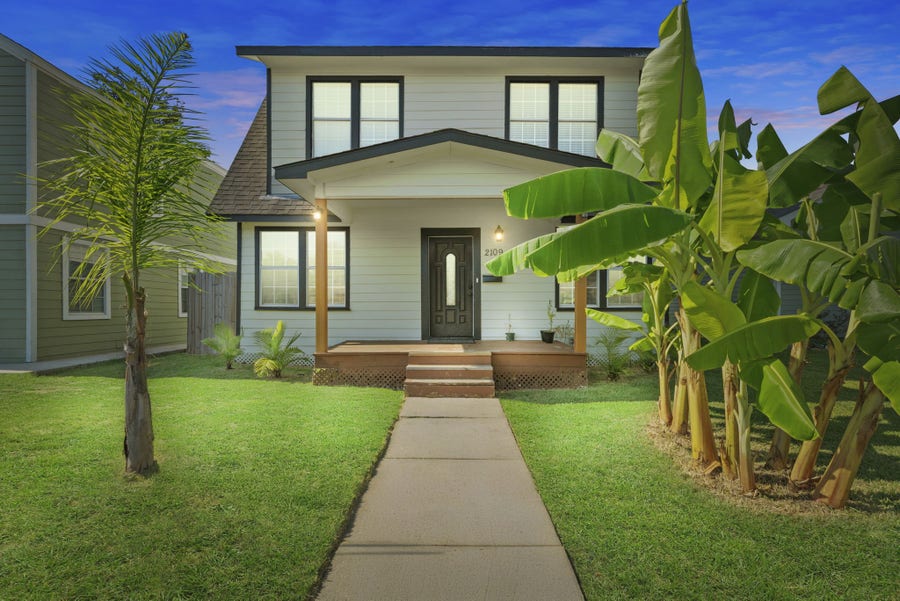 Property photo for 2109 New Jersey Street, Baytown, TX