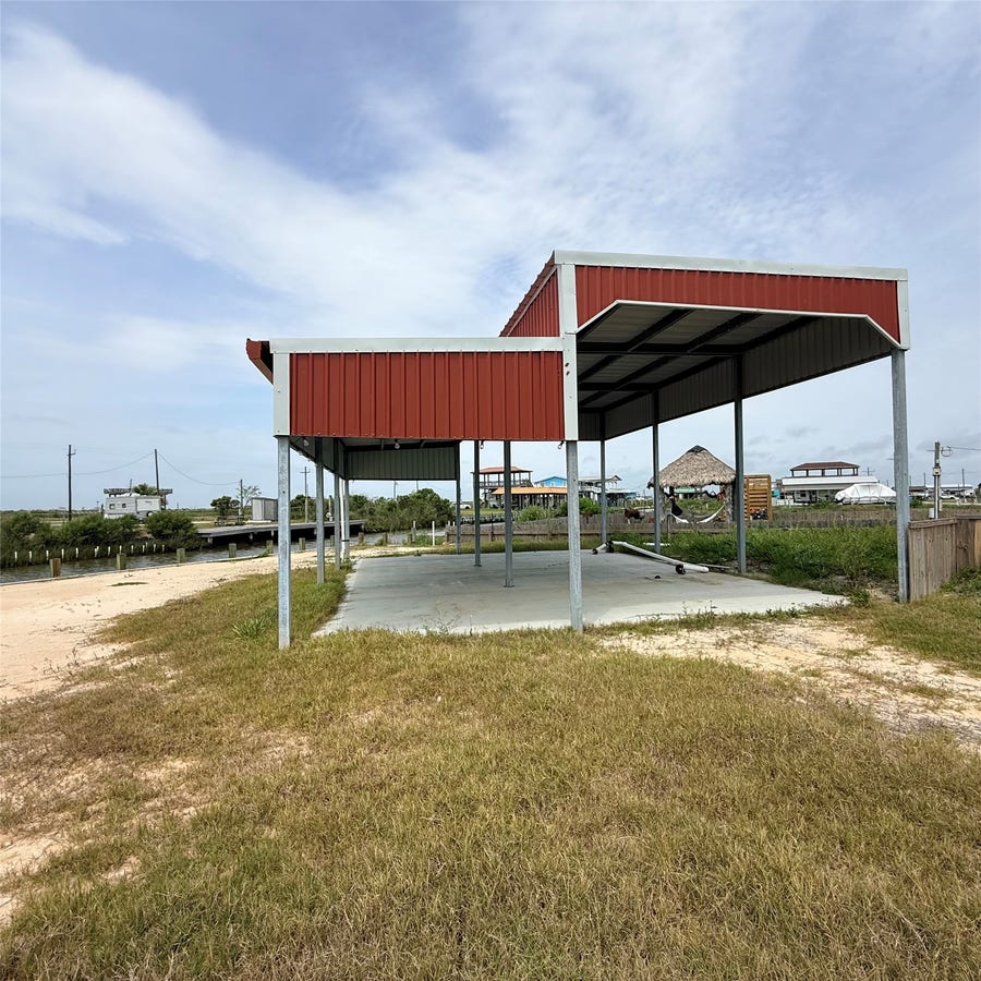 Property photo for 1119 Mabry Street, Gilchrist, TX