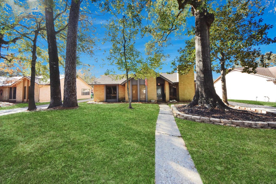 Property photo for 4019 Cedar Forest Drive, Kingwood, TX
