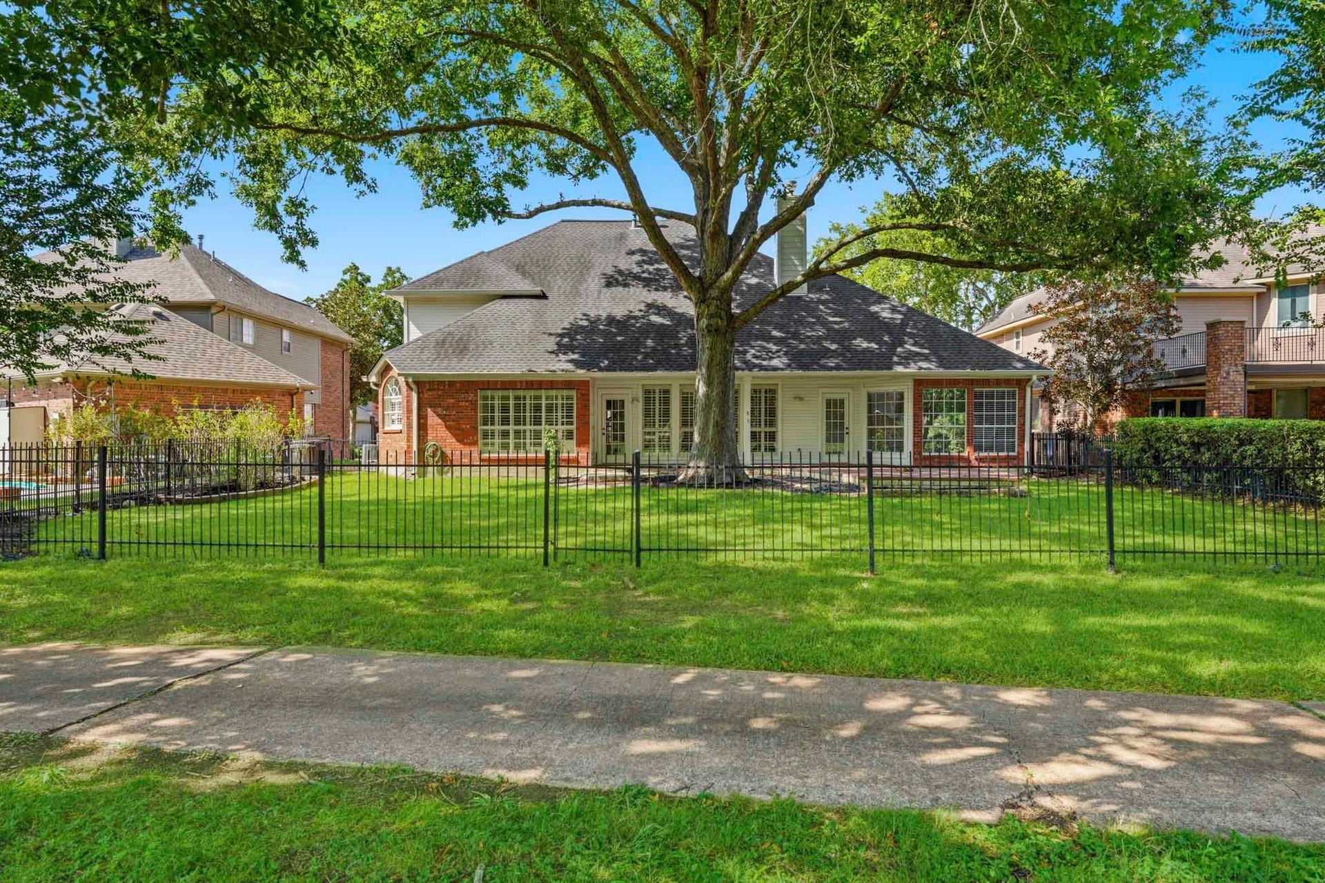 This is your backyard access to teh golf course!