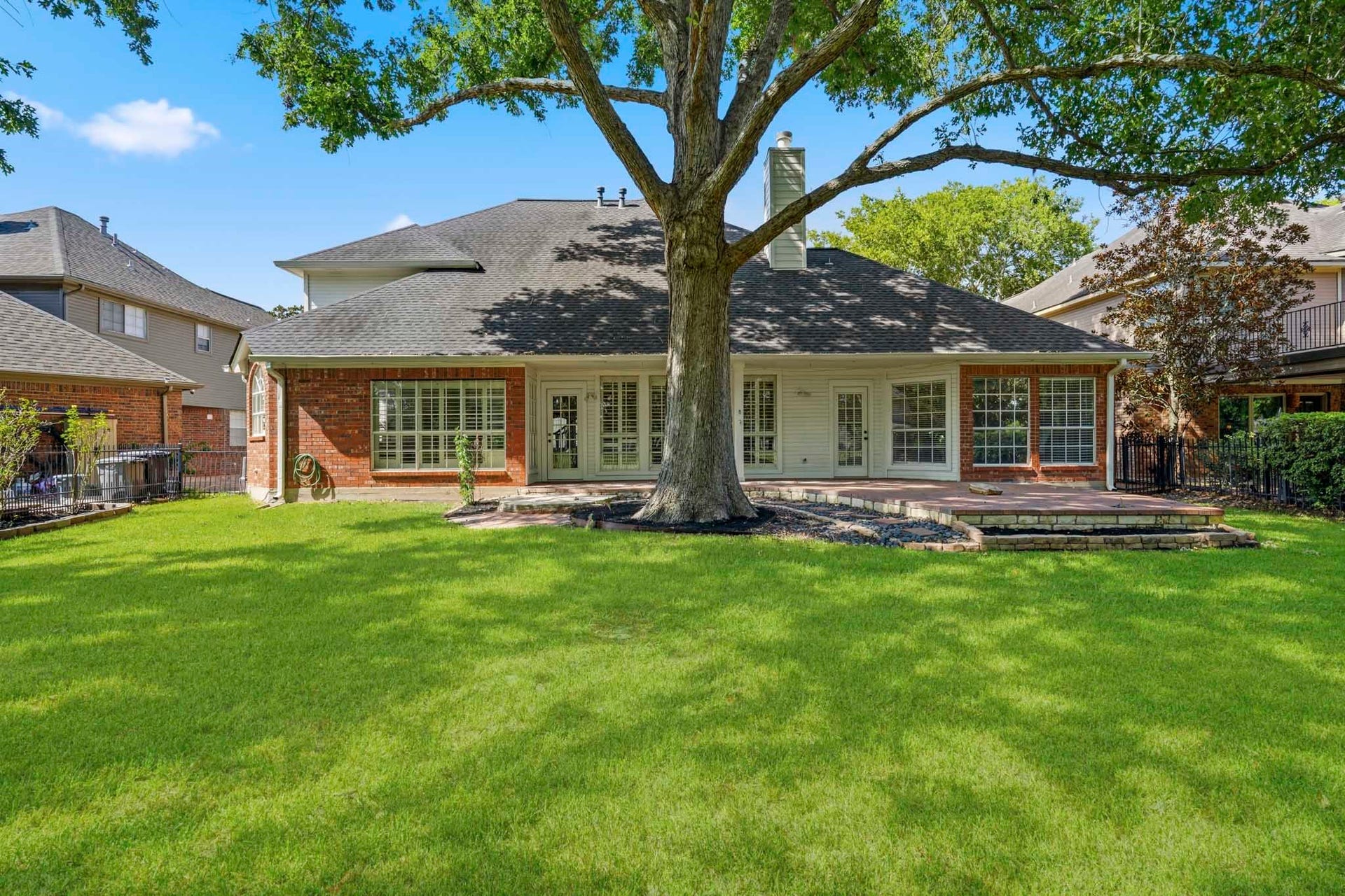 1627 Pecan Crossing Drive, Richmond, TX 77406