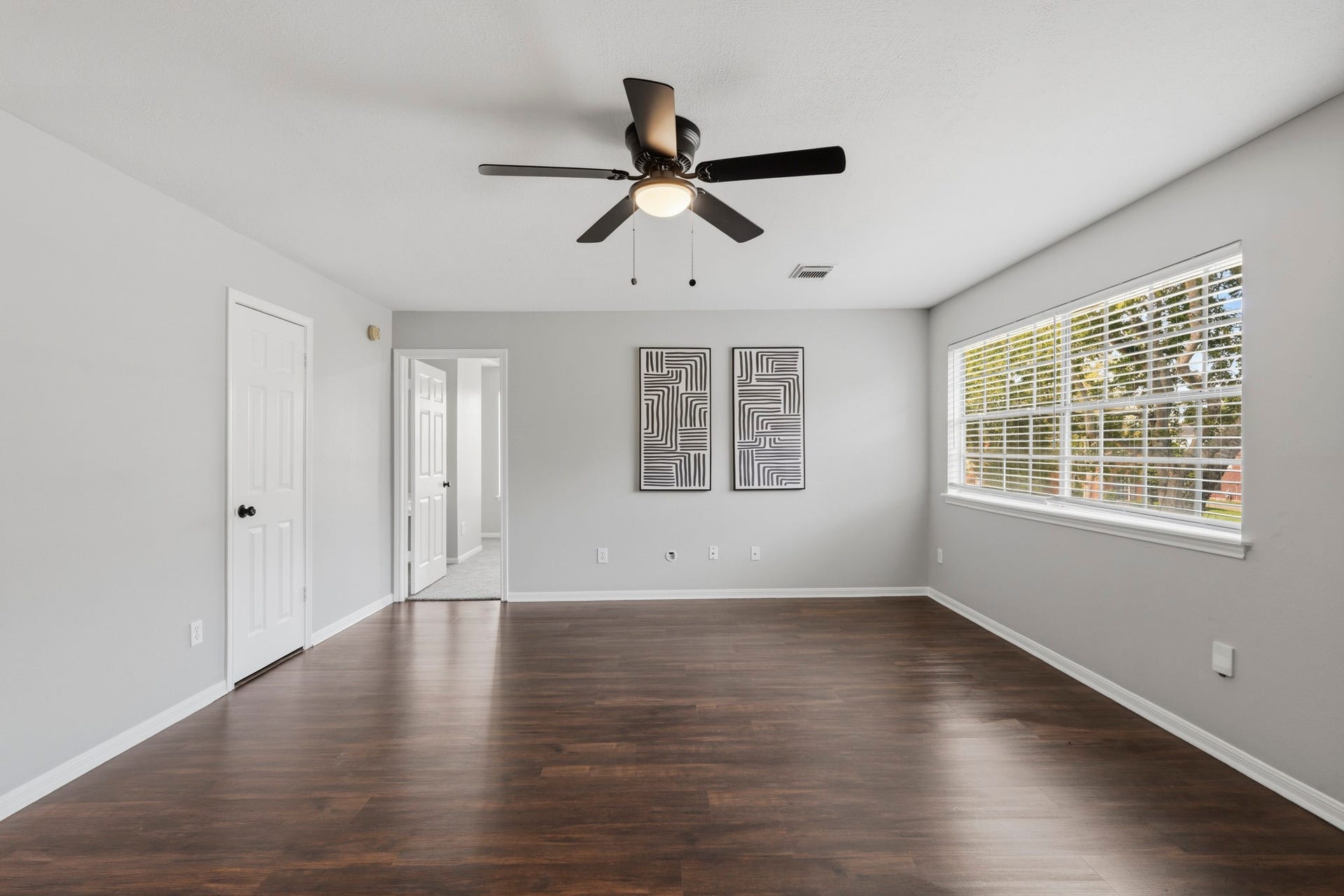 Game room upstairs