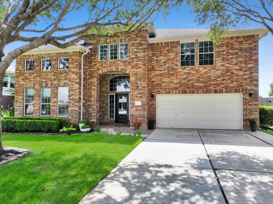 Property photo for 11211 S Country Club Green Drive, Tomball, TX