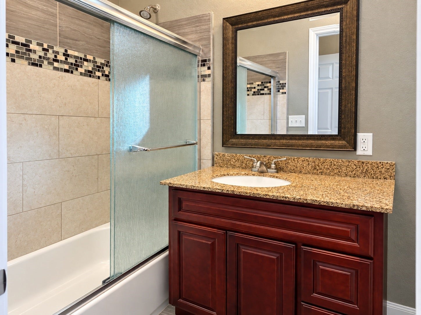 2530 S Sacramento Avenue, Pearland, TX 77581 2530 S Sacramento Avenue, Pearland, TX 77581