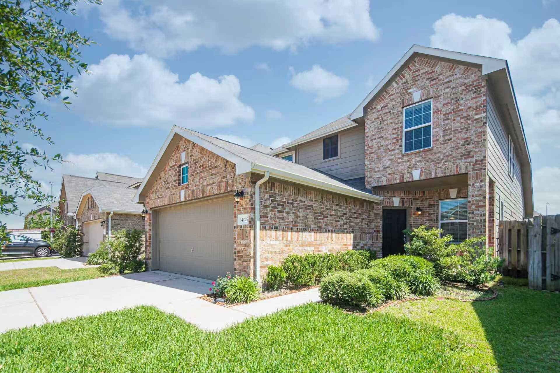 14247 Garland Brook Drive, Houston, TX 77083 14247 Garland Brook Drive, Houston, TX 77083