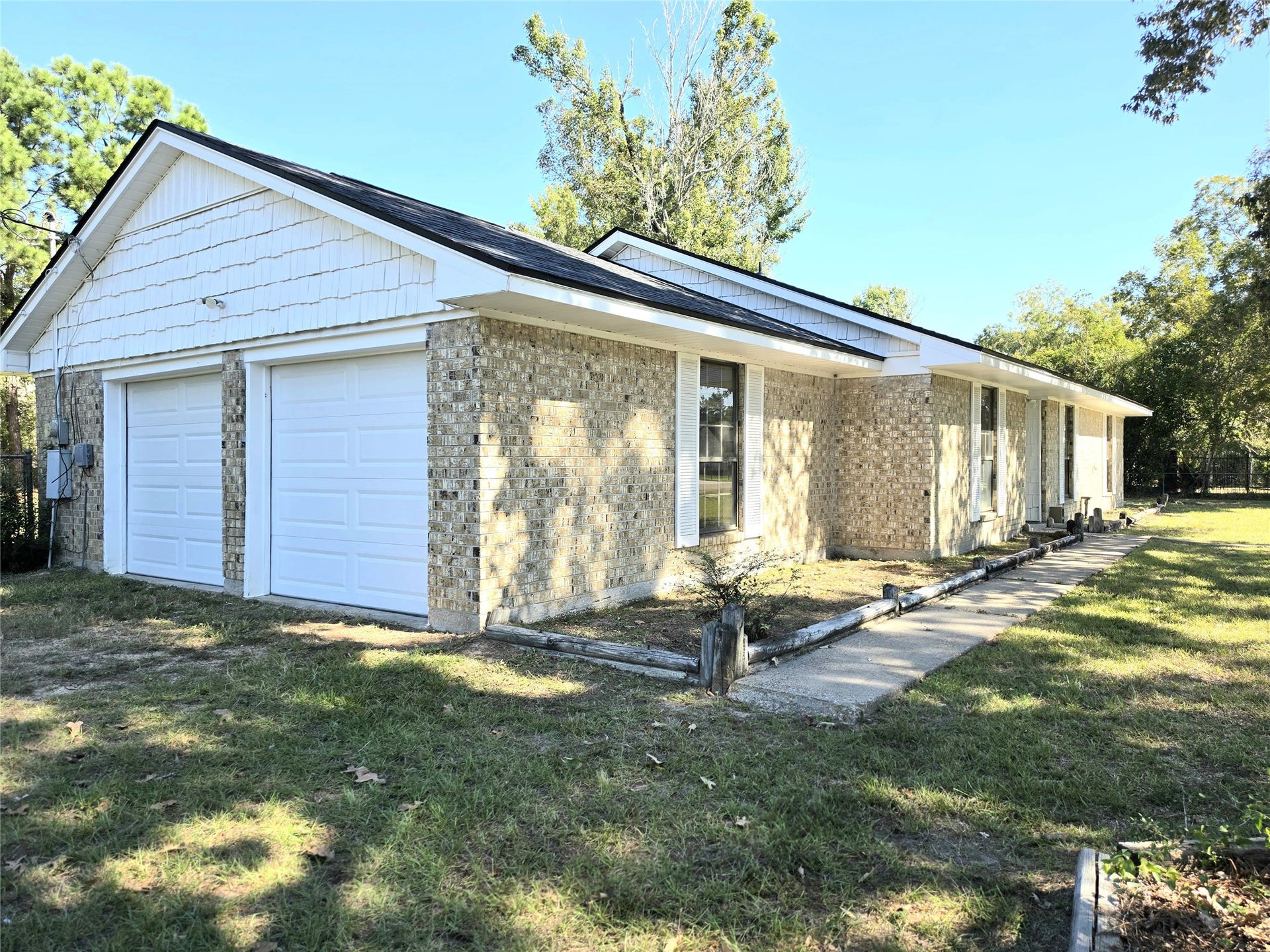 602 Airline Drive, Conroe, TX 77301 602 Airline Drive, Conroe, TX 77301
