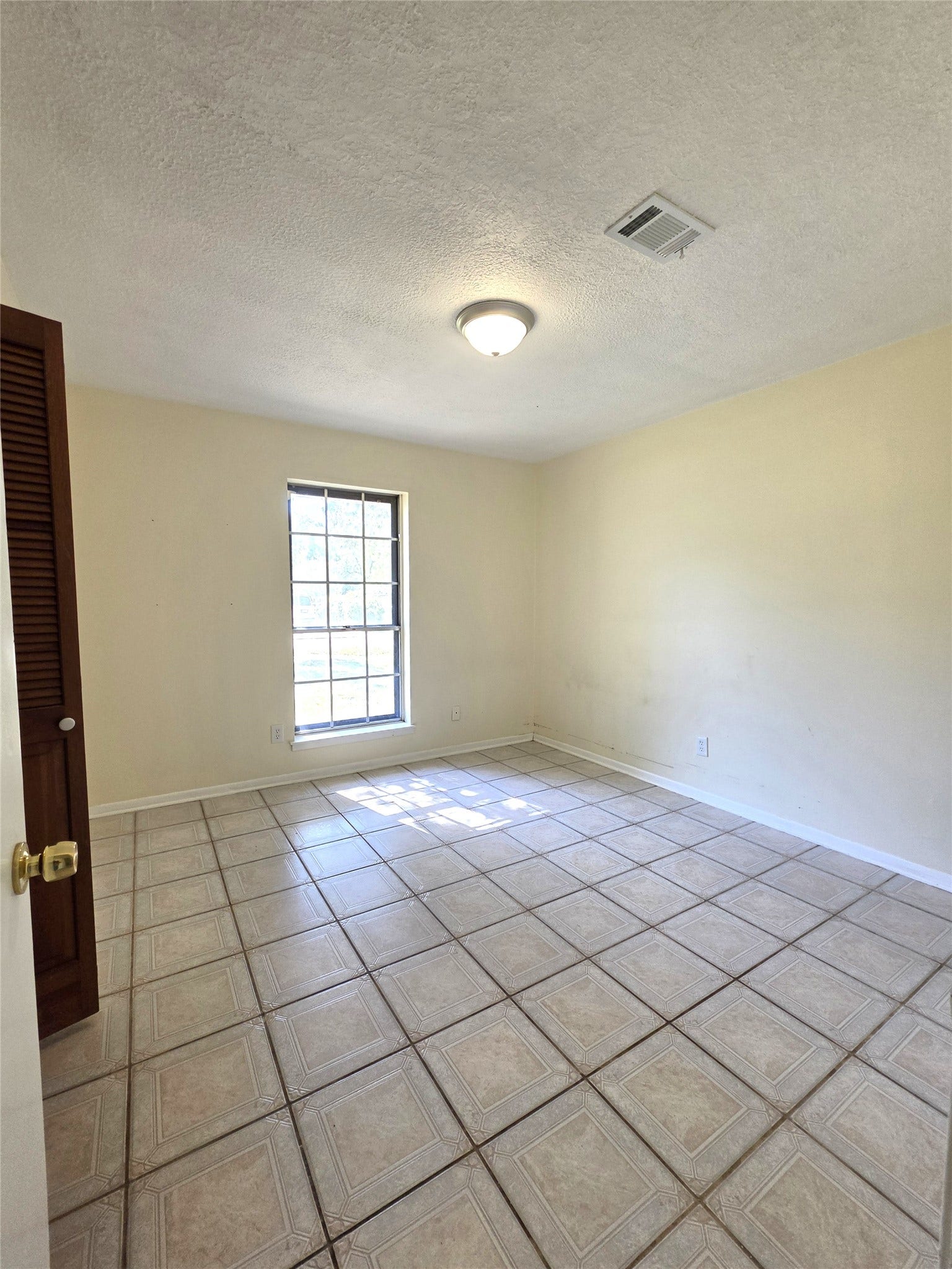 602 Airline Drive, Conroe, TX 77301 Bedroom 1