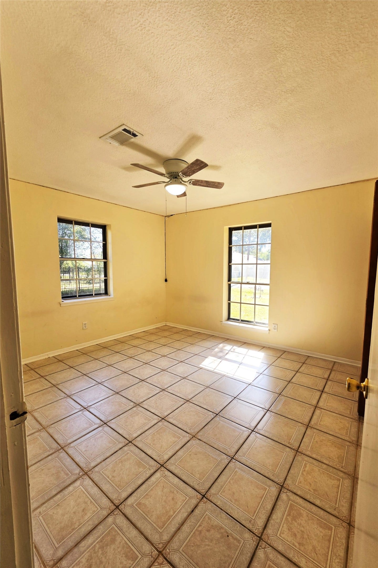 602 Airline Drive, Conroe, TX 77301 Bedroom 3