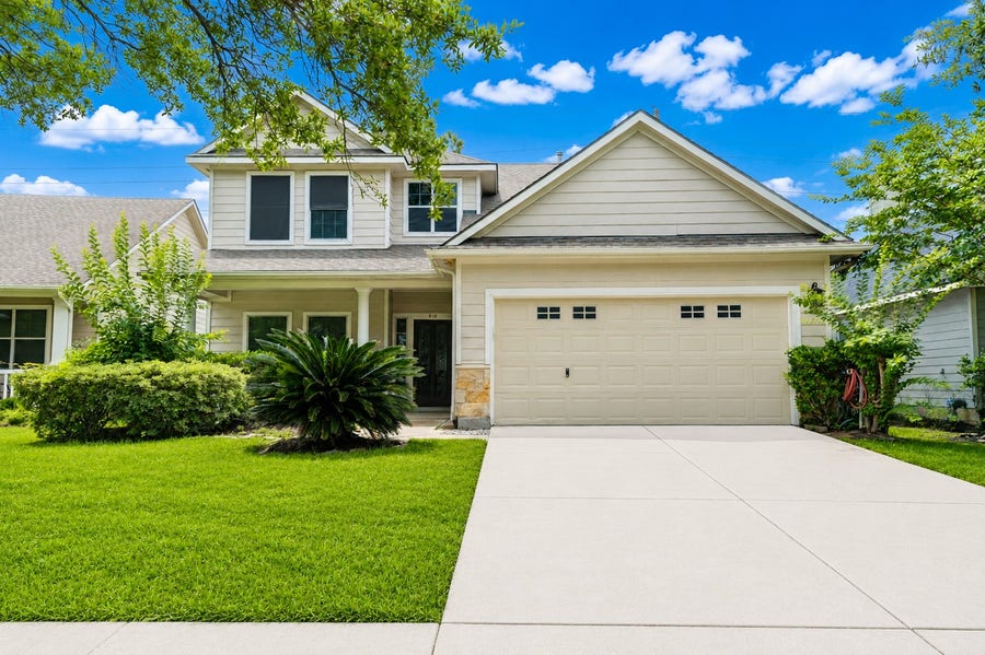 Property photo for 818 Laurel Green Road, Missouri City, TX
