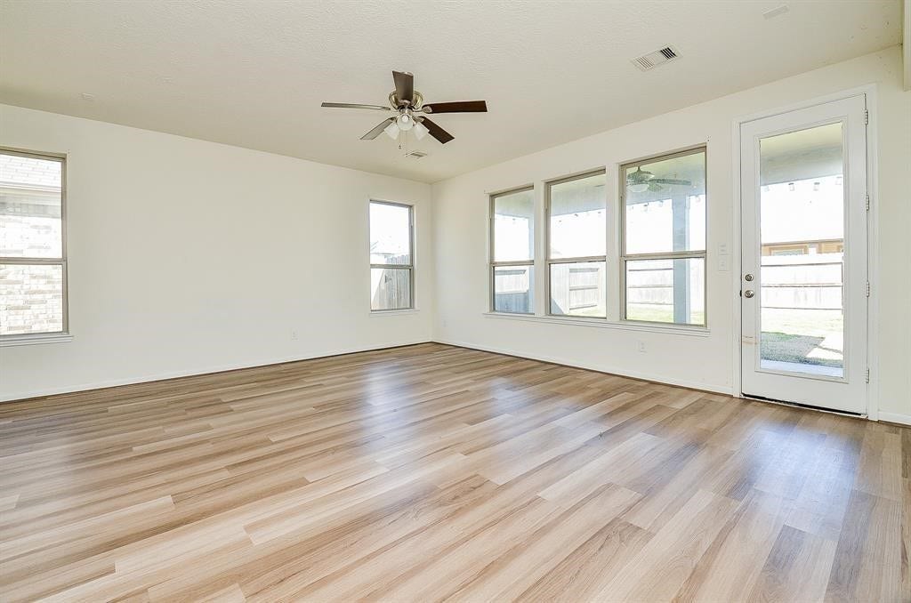 25410 Champion Ridge Court, Katy, TX 77493 Spacious Living