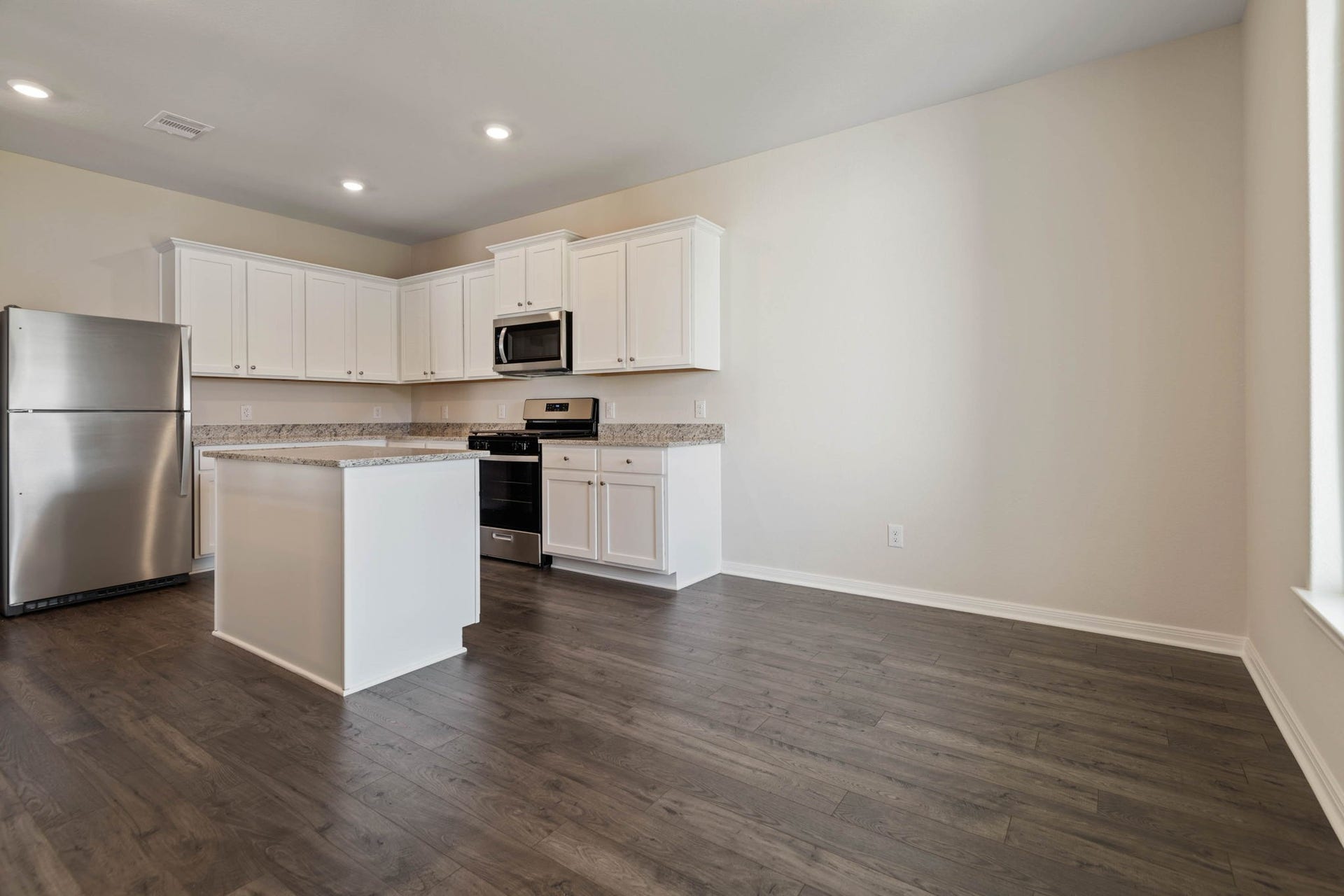16470 Honeysuckle Hill Drive, Conroe, TX 77303 16470 Honeysuckle Hill Drive, Conroe, TX 77303