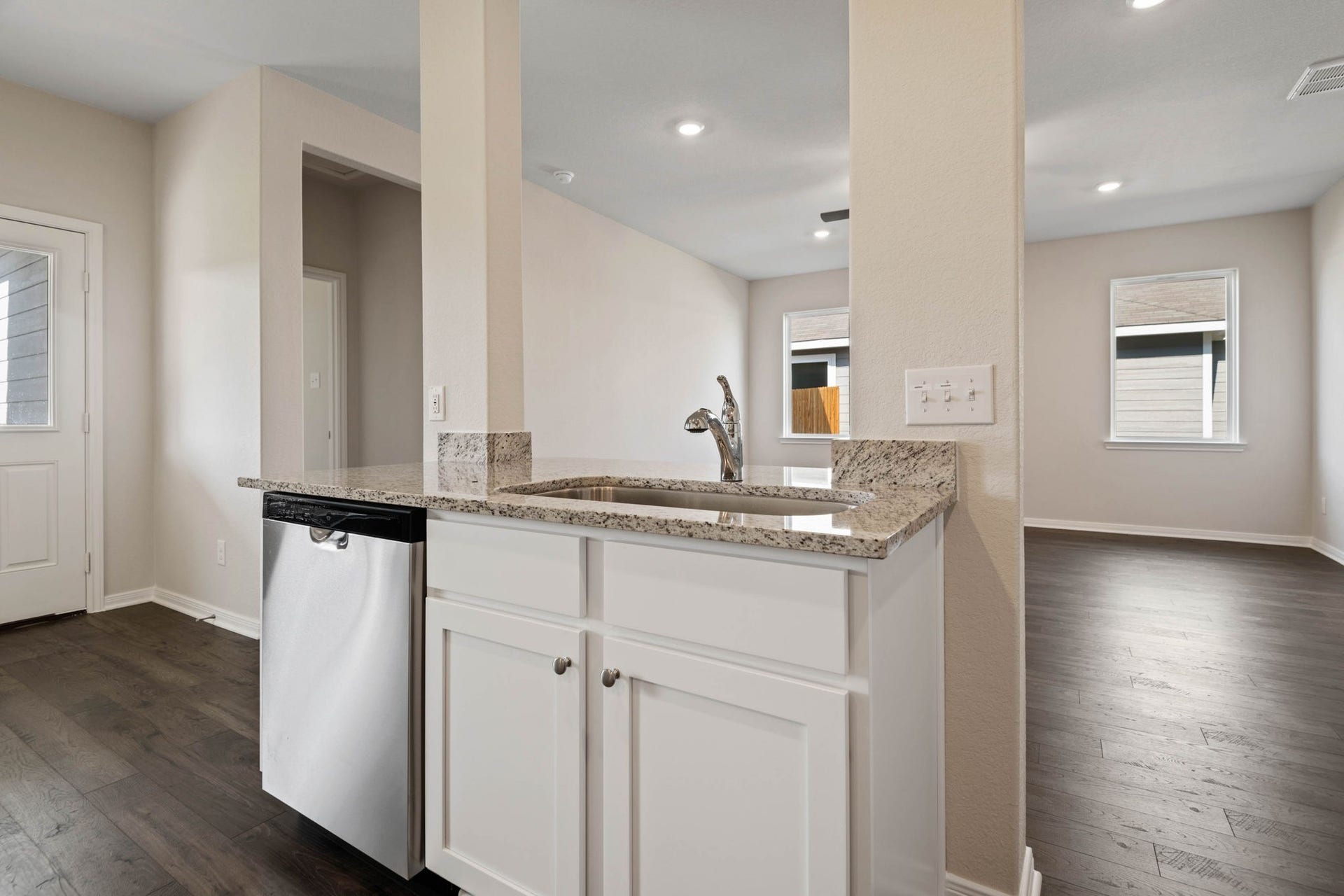 16470 Honeysuckle Hill Drive, Conroe, TX 77303 16470 Honeysuckle Hill Drive, Conroe, TX 77303