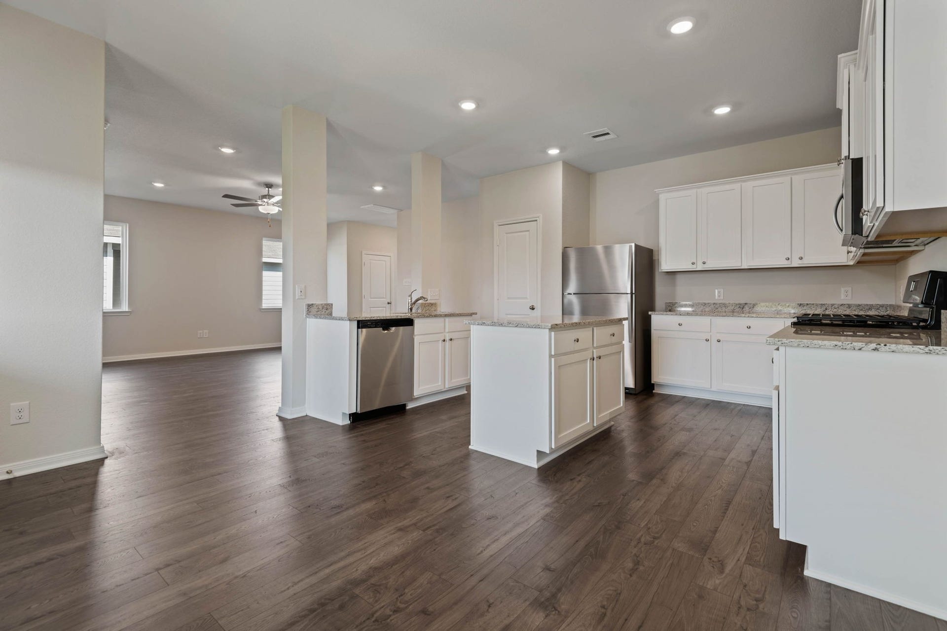 16470 Honeysuckle Hill Drive, Conroe, TX 77303 16470 Honeysuckle Hill Drive, Conroe, TX 77303