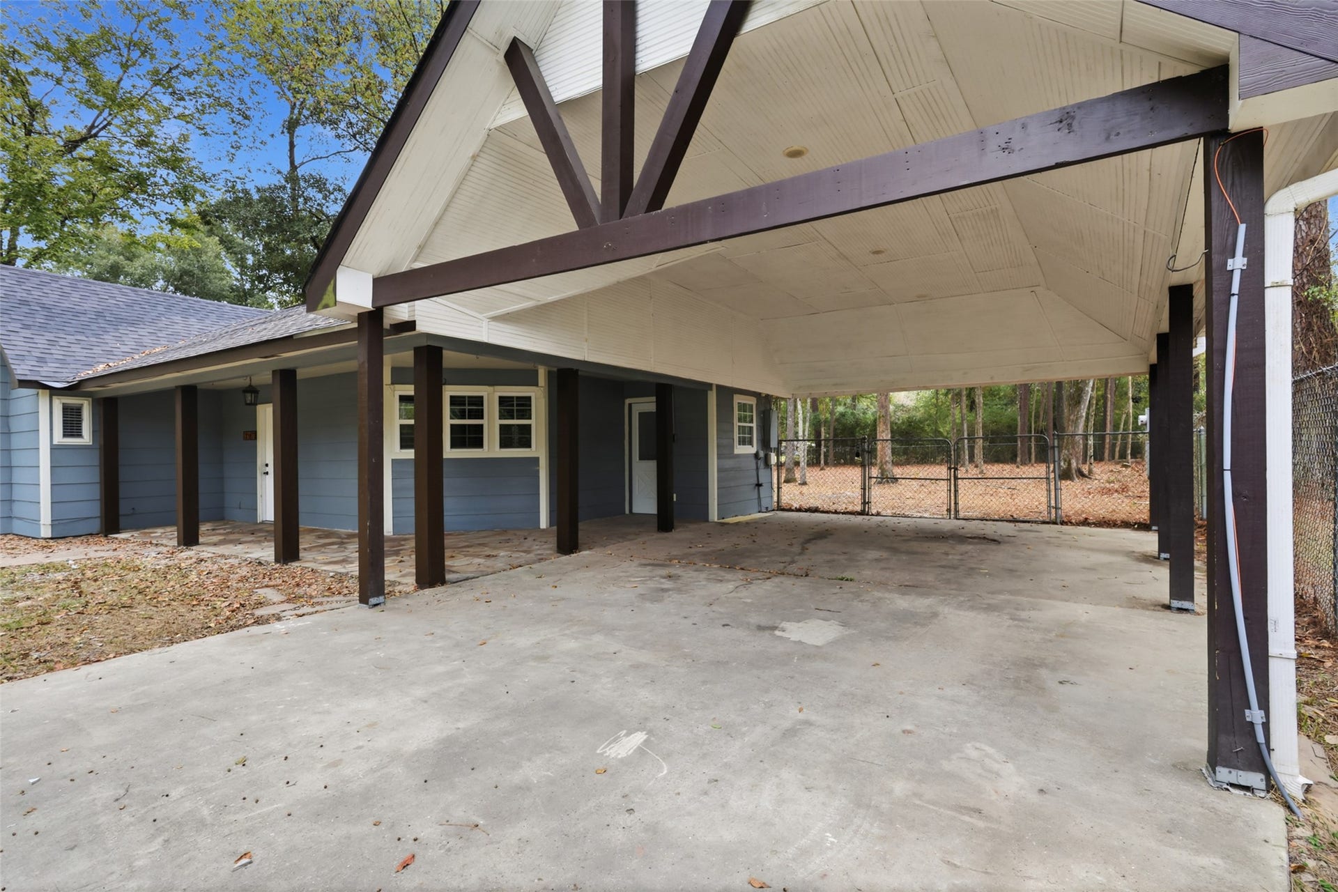 21672 Mexican John Road, New Caney, TX 77357 21672 Mexican John Road, New Caney, TX 77357