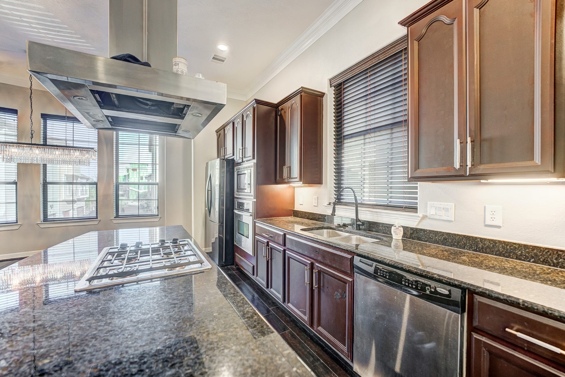 4118 Bonner View Lane, Houston, TX 77007 Kitchen