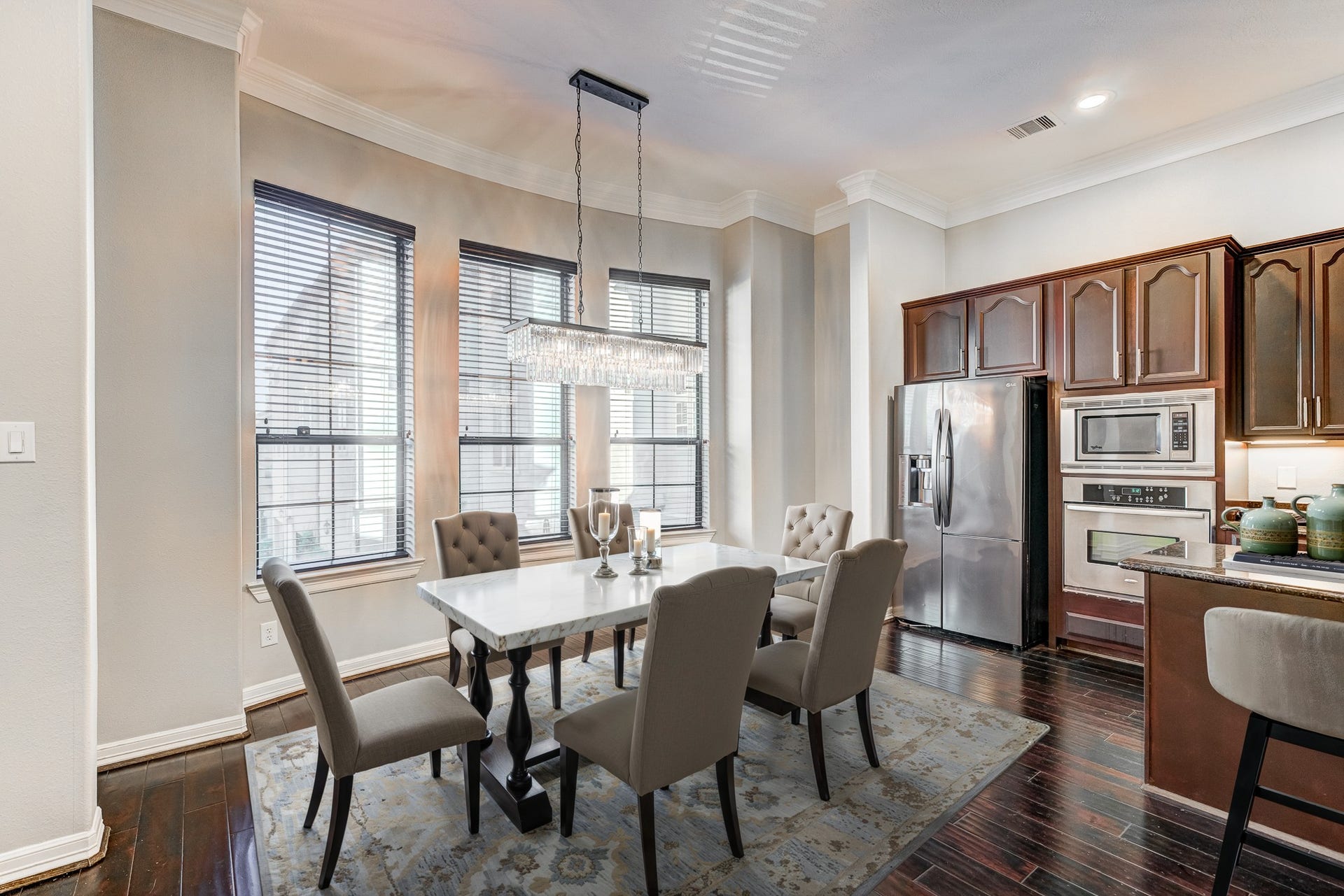 4118 Bonner View Lane, Houston, TX 77007 Virtually Staged - Dining Room