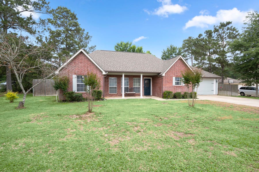 Property photo for 10807 Amar Drive, Conroe, TX