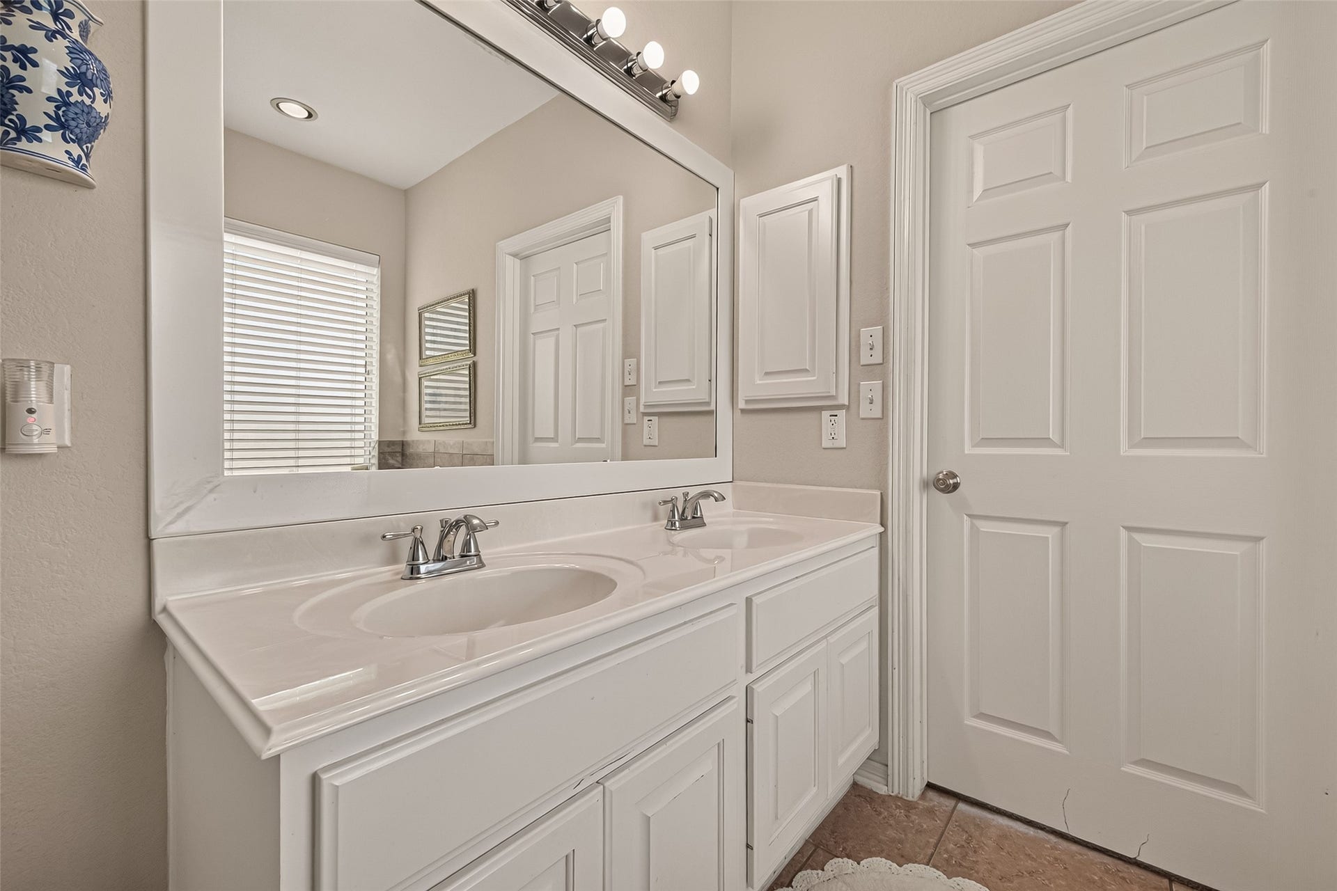 4719 Opal Brook Court, Fresno, TX 77545 4719 Opal Brook Court, Fresno, TX 77545