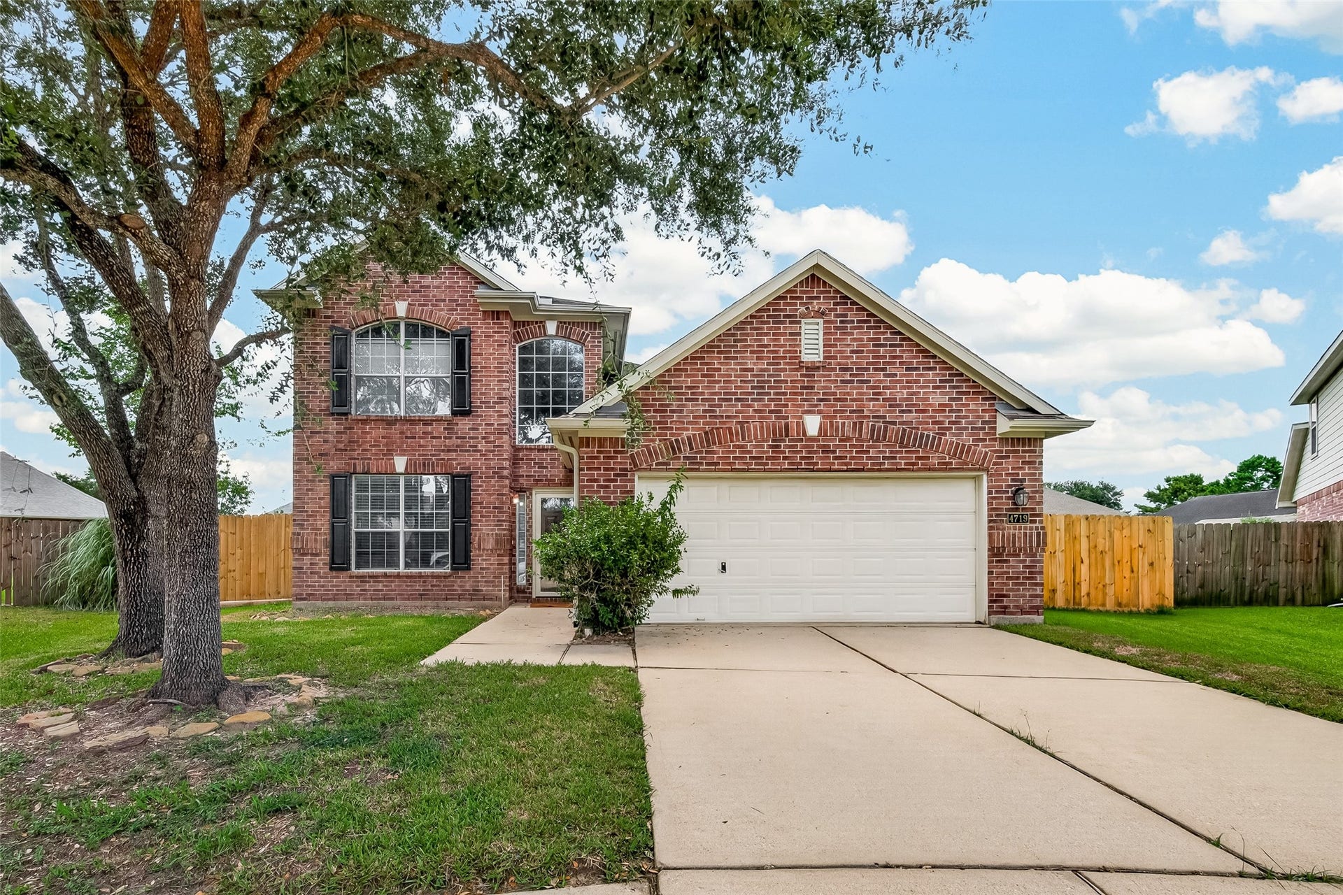 4719 Opal Brook Court, Fresno, TX 77545 4719 Opal Brook Court, Fresno, TX 77545