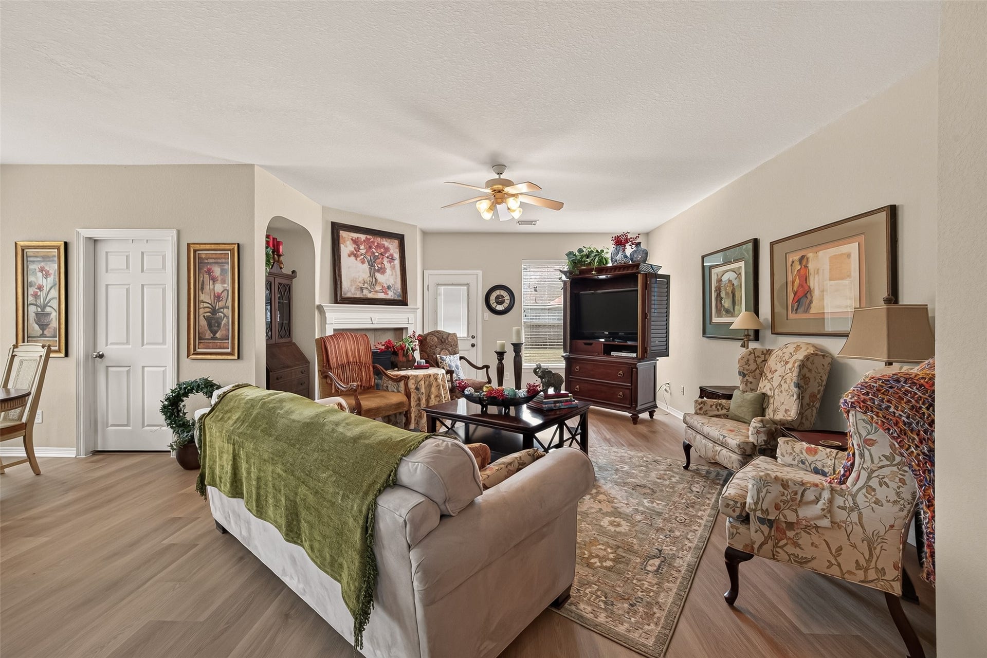 4719 Opal Brook Court, Fresno, TX 77545 4719 Opal Brook Court, Fresno, TX 77545