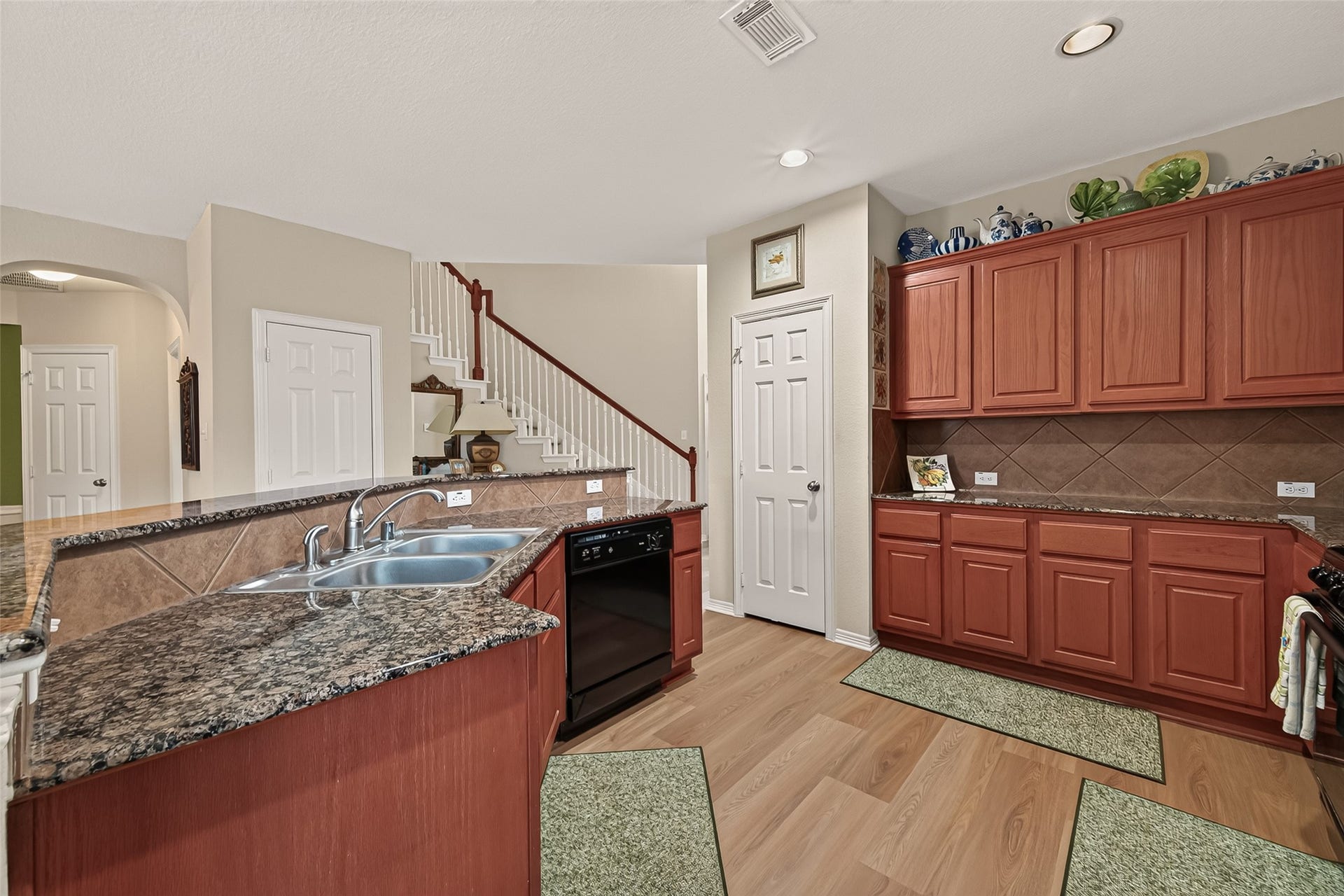 4719 Opal Brook Court, Fresno, TX 77545 4719 Opal Brook Court, Fresno, TX 77545