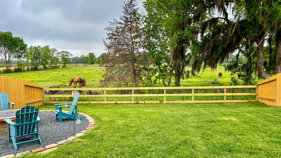 Property photo for 11792 Whirlaway Drive, Willis, TX