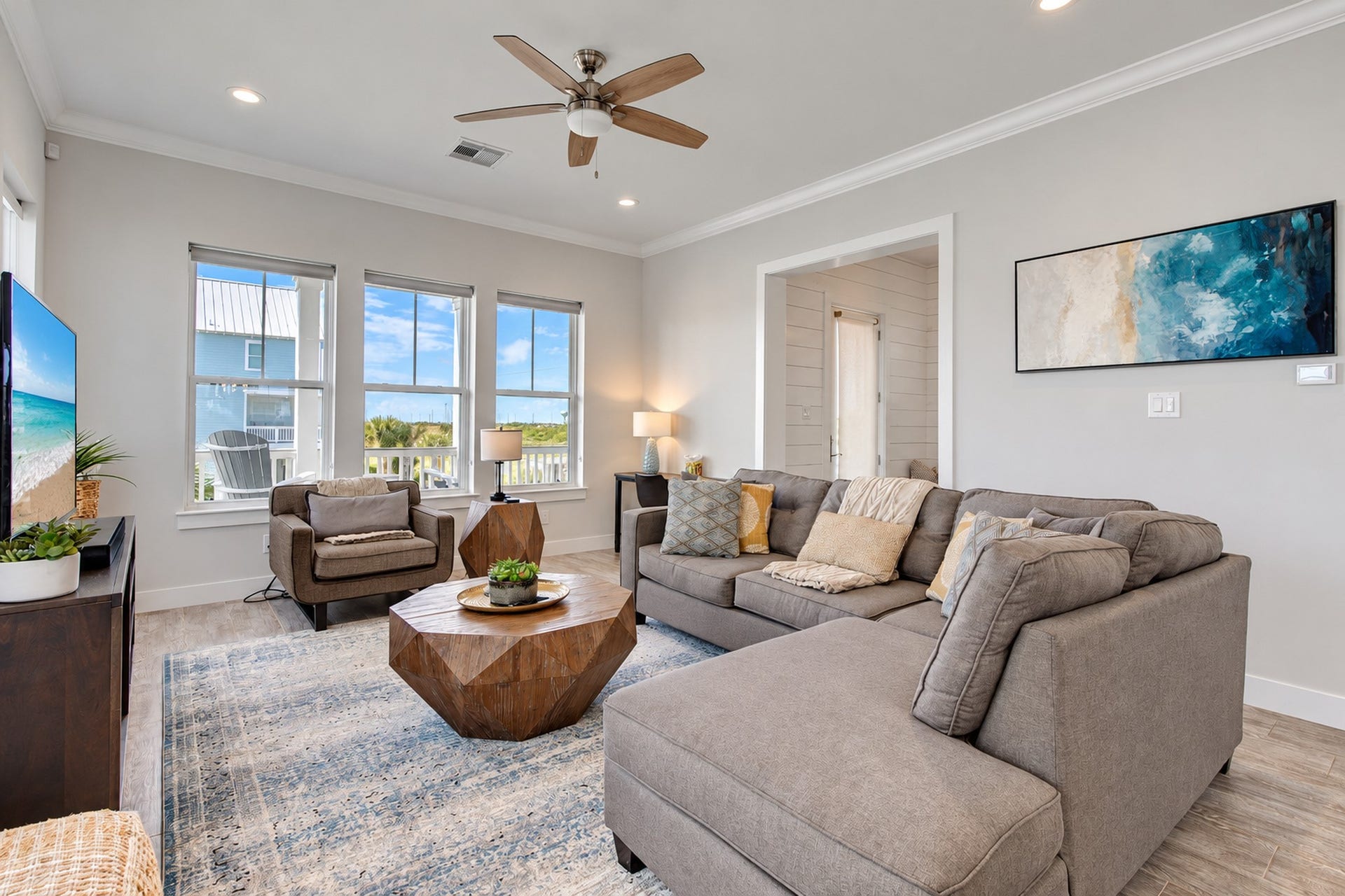 3802 Abalone Road, Galveston, TX 77554 Another view of the living room.