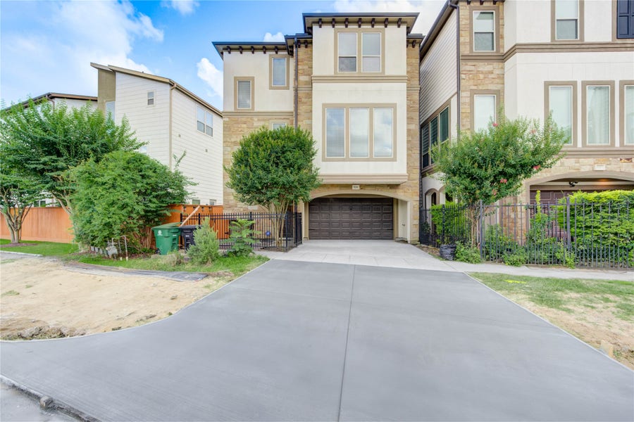 Property photo for 5711 Allen Street, Houston, TX