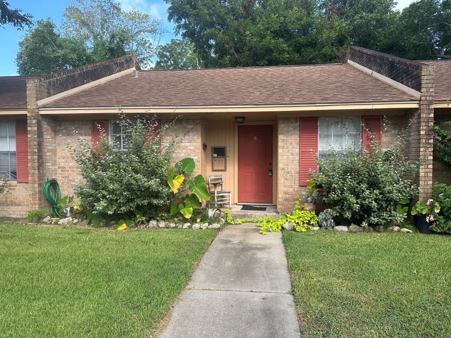 Property photo for 101 Willenberg Street, #8, Lake Jackson, TX