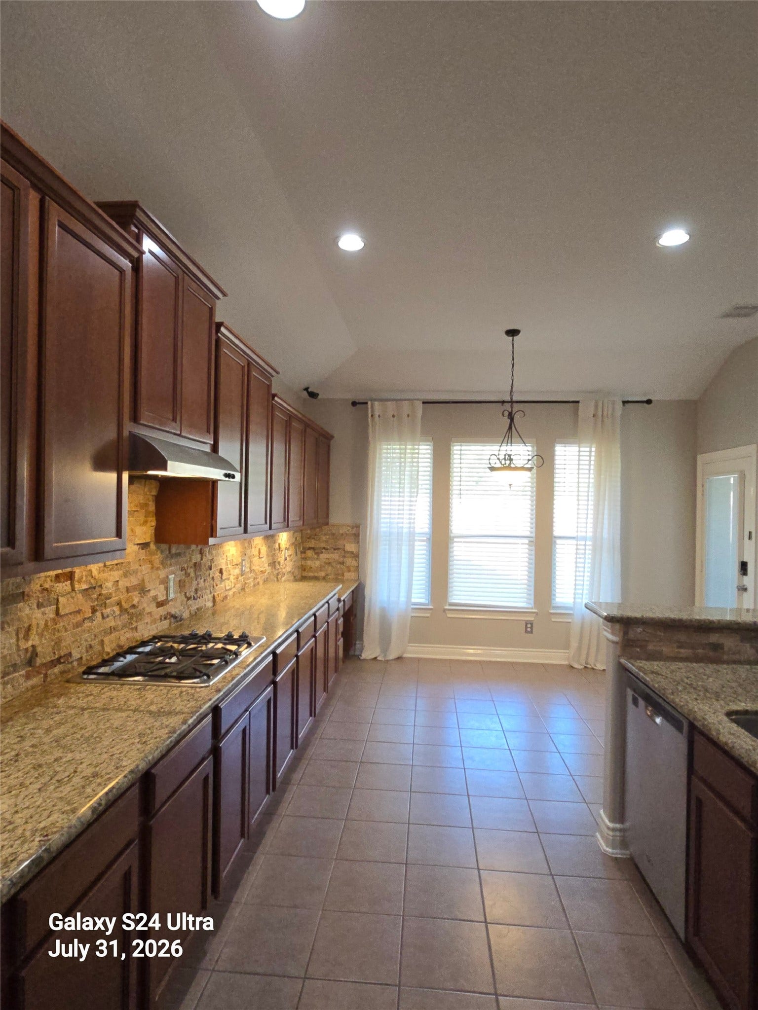 5031 Gulf Stream Lane, Bacliff, TX 77518 5031 Gulf Stream Lane, Bacliff, TX 77518
