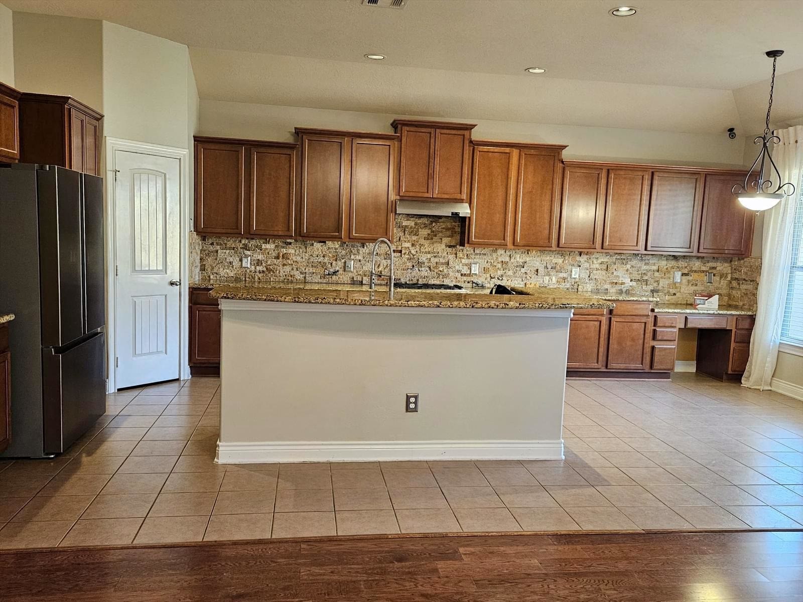 5031 Gulf Stream Lane, Bacliff, TX 77518 5031 Gulf Stream Lane, Bacliff, TX 77518