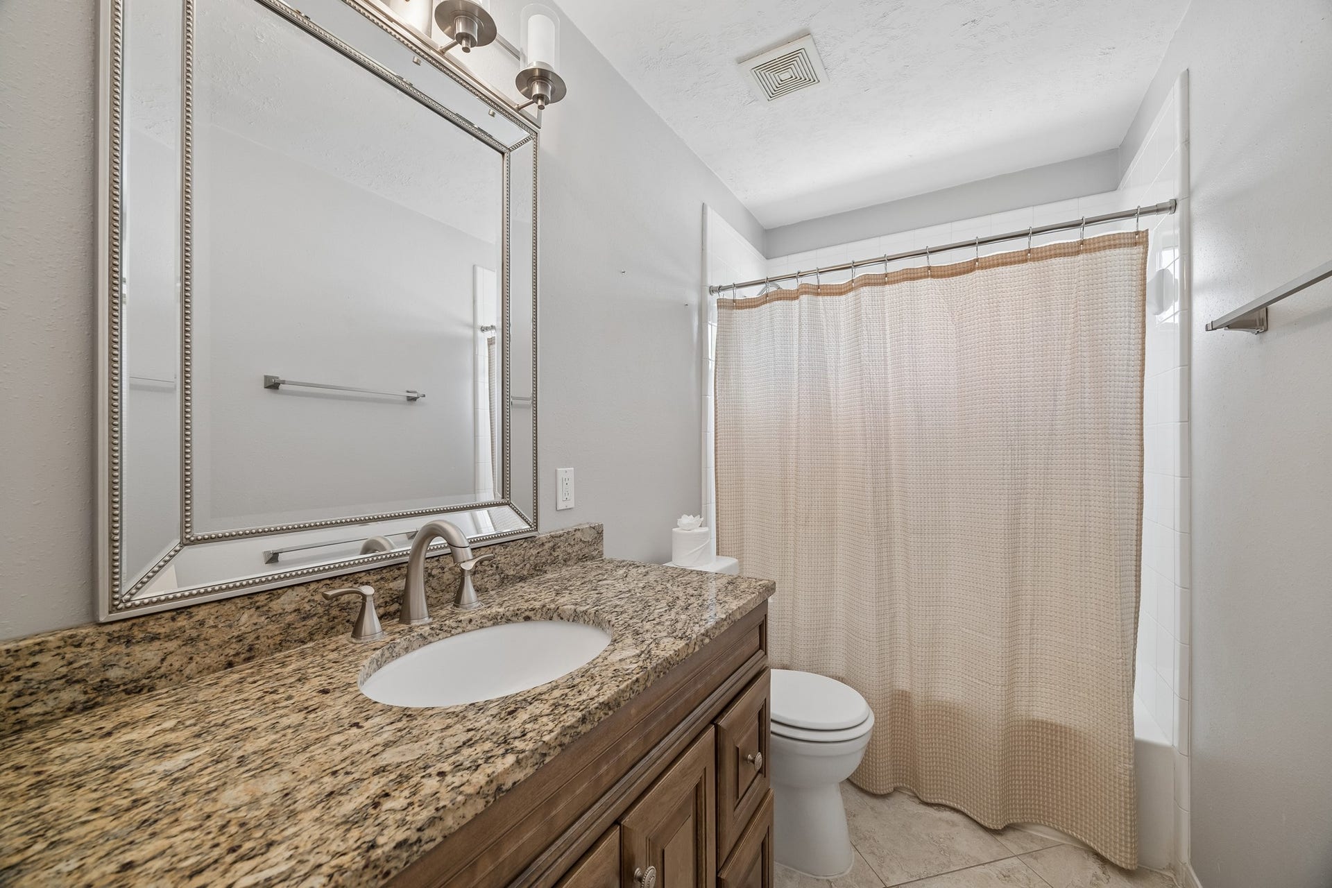 14419 Baron Creek Lane, Houston, TX 77044 14419 Baron Creek Lane, Houston, TX 77044
