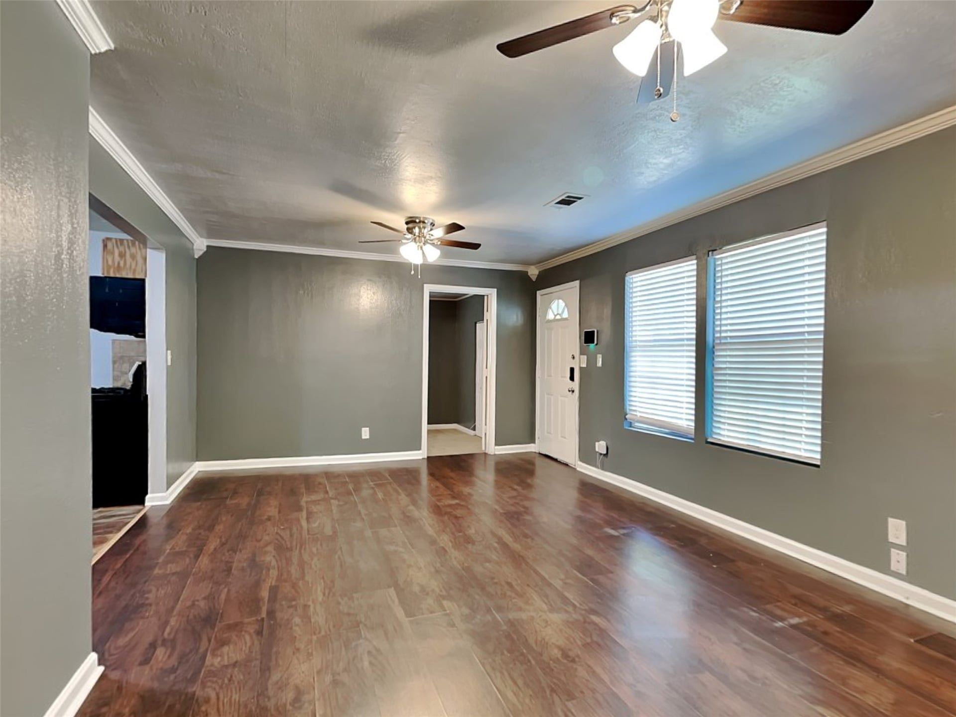 305 Sherbrooke Court, Pasadena, TX 77503