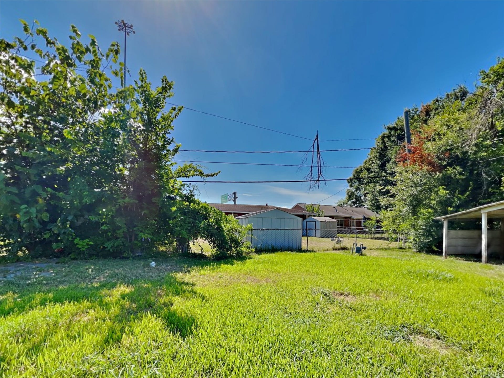 305 Sherbrooke Court, Pasadena, TX 77503