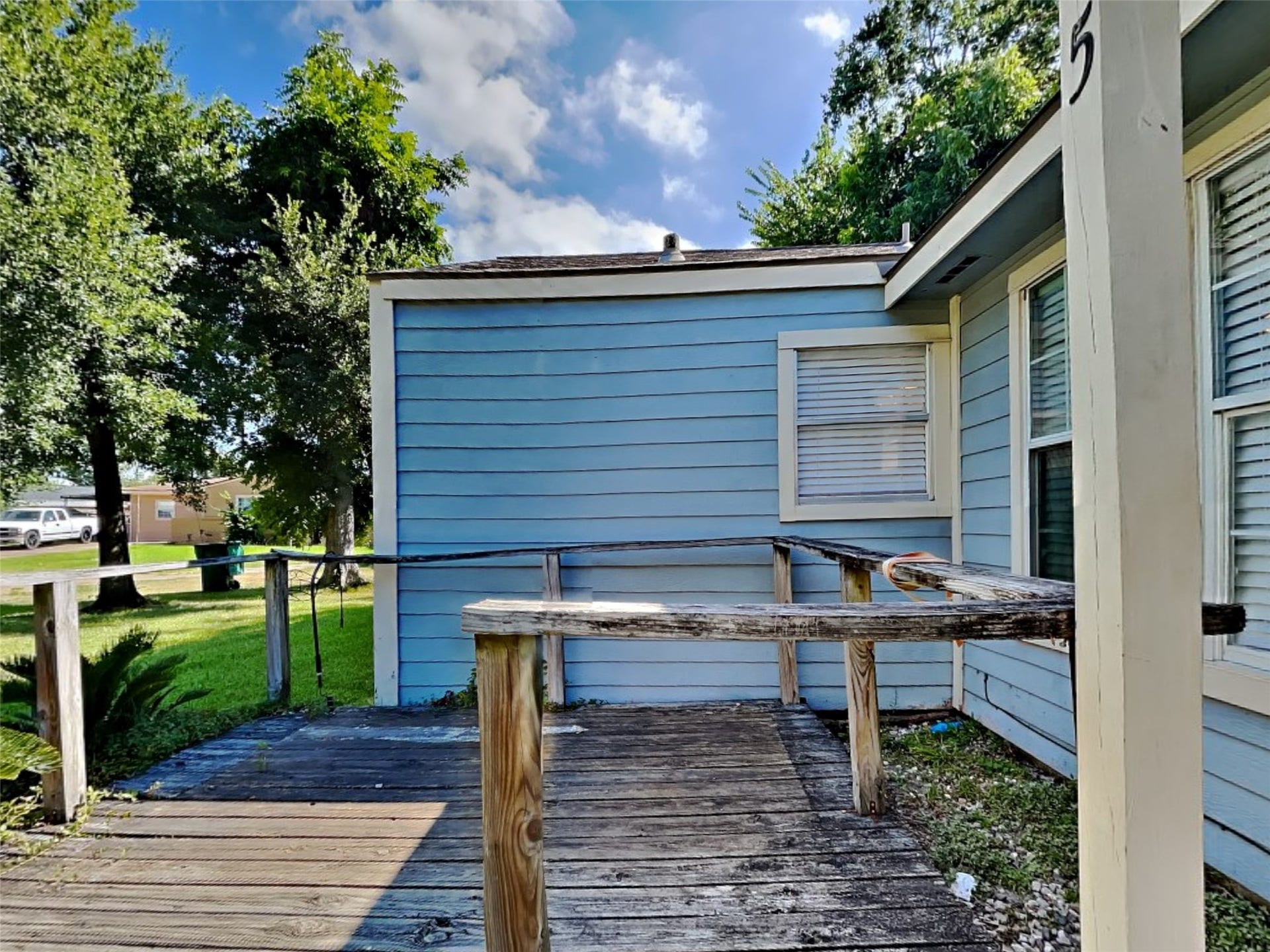 305 Sherbrooke Court, Pasadena, TX 77503