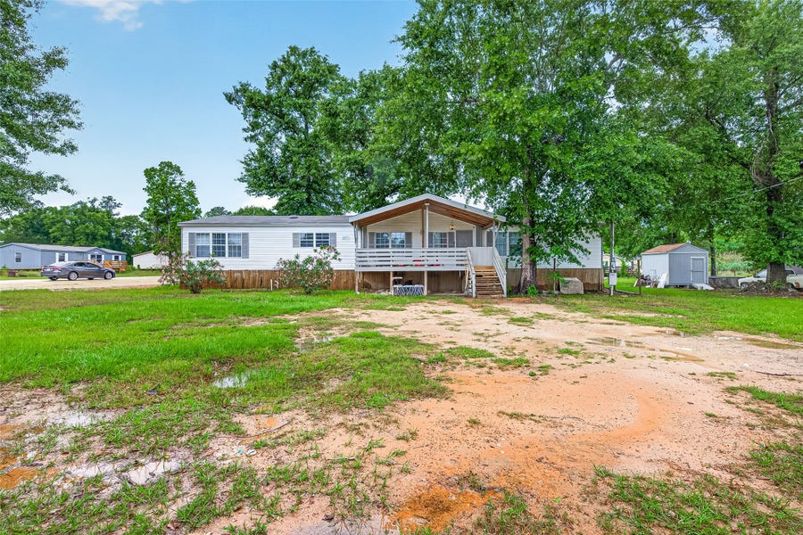 Property photo for 5982 Waukegan Rd, Conroe, TX