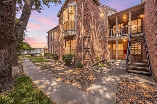 Property photo for 2255 Braeswood Park Drive, #257, Houston, TX