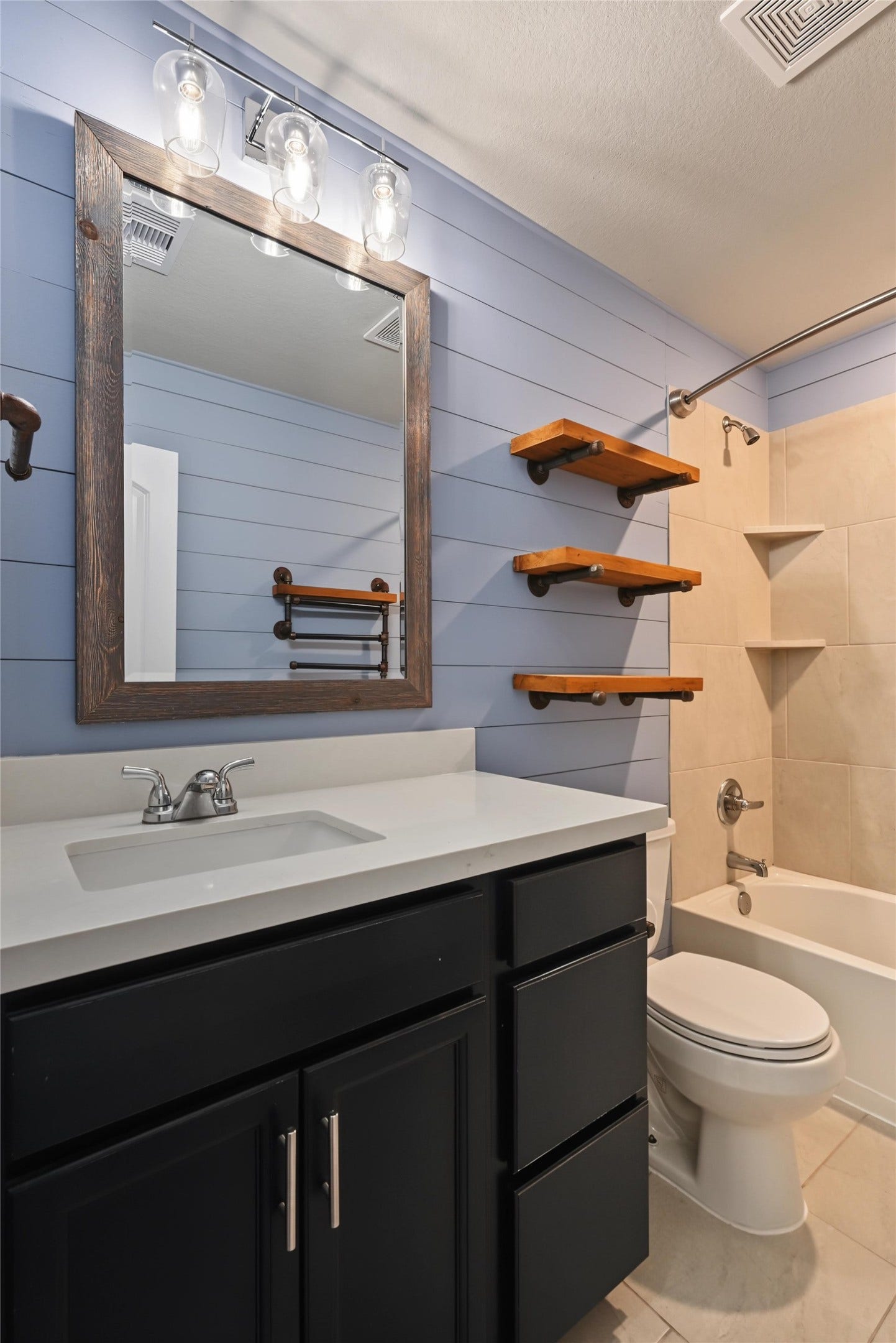 114 Abner Lane, Montgomery, TX 77356 114 Abner Lane, Montgomery, TX 77356