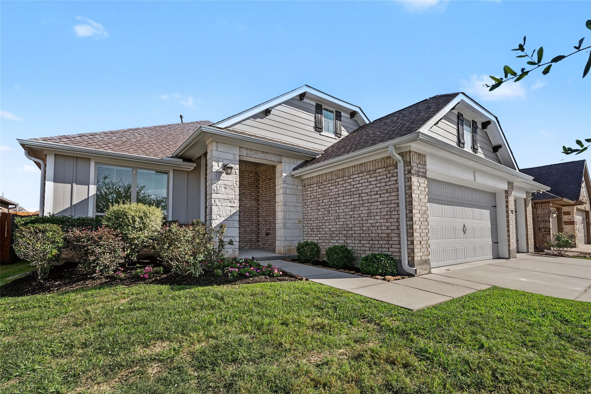 114 Abner Lane, Montgomery, TX 77356 114 Abner Lane, Montgomery, TX 77356