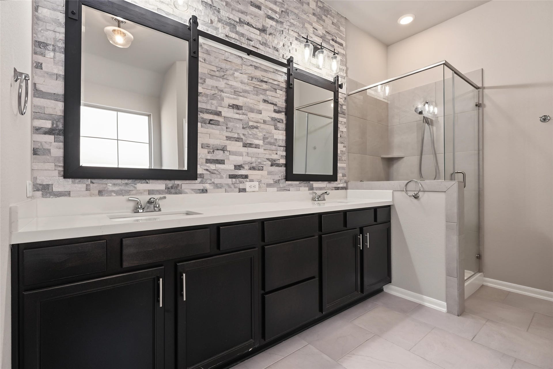 114 Abner Lane, Montgomery, TX 77356 114 Abner Lane, Montgomery, TX 77356
