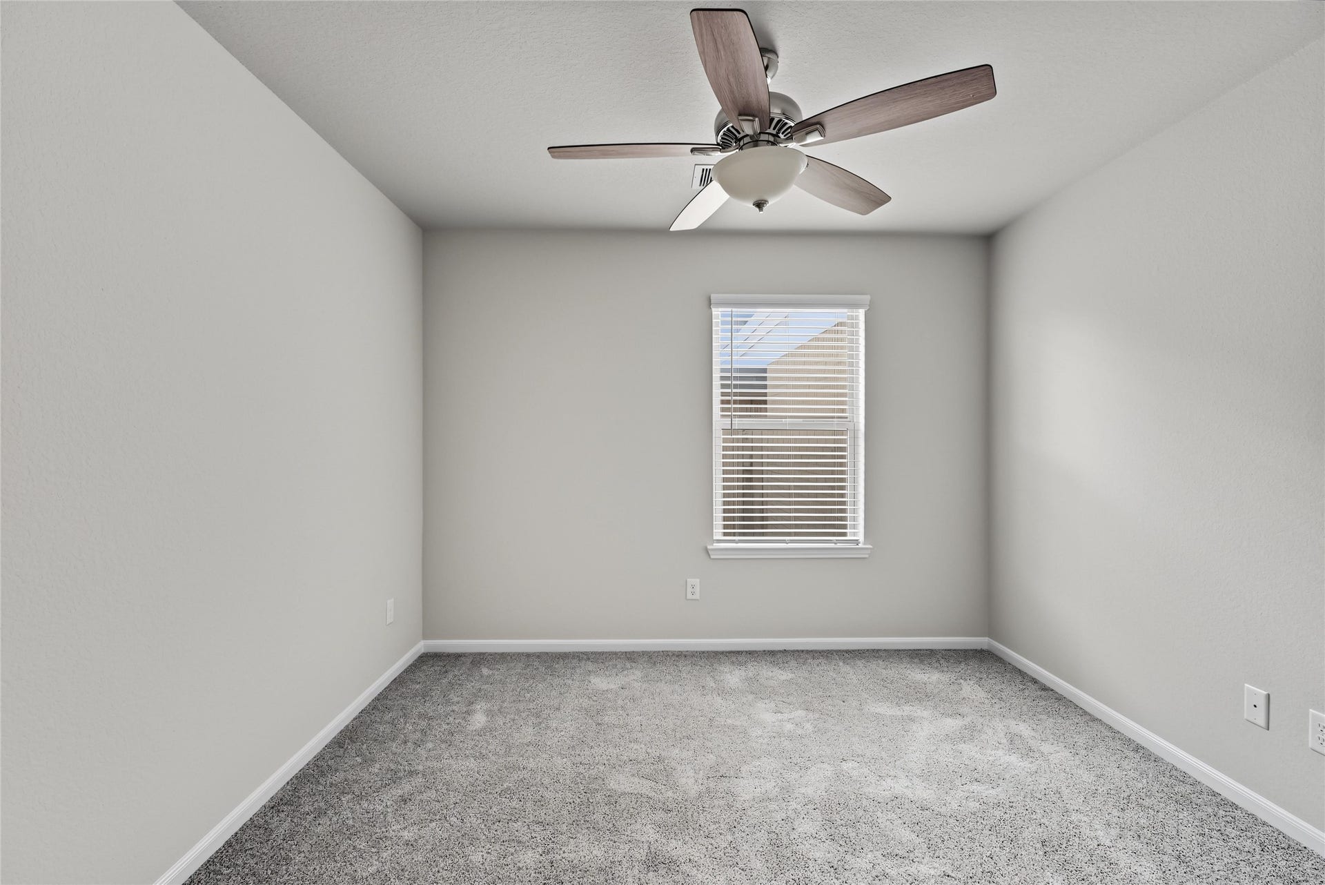 114 Abner Lane, Montgomery, TX 77356 114 Abner Lane, Montgomery, TX 77356