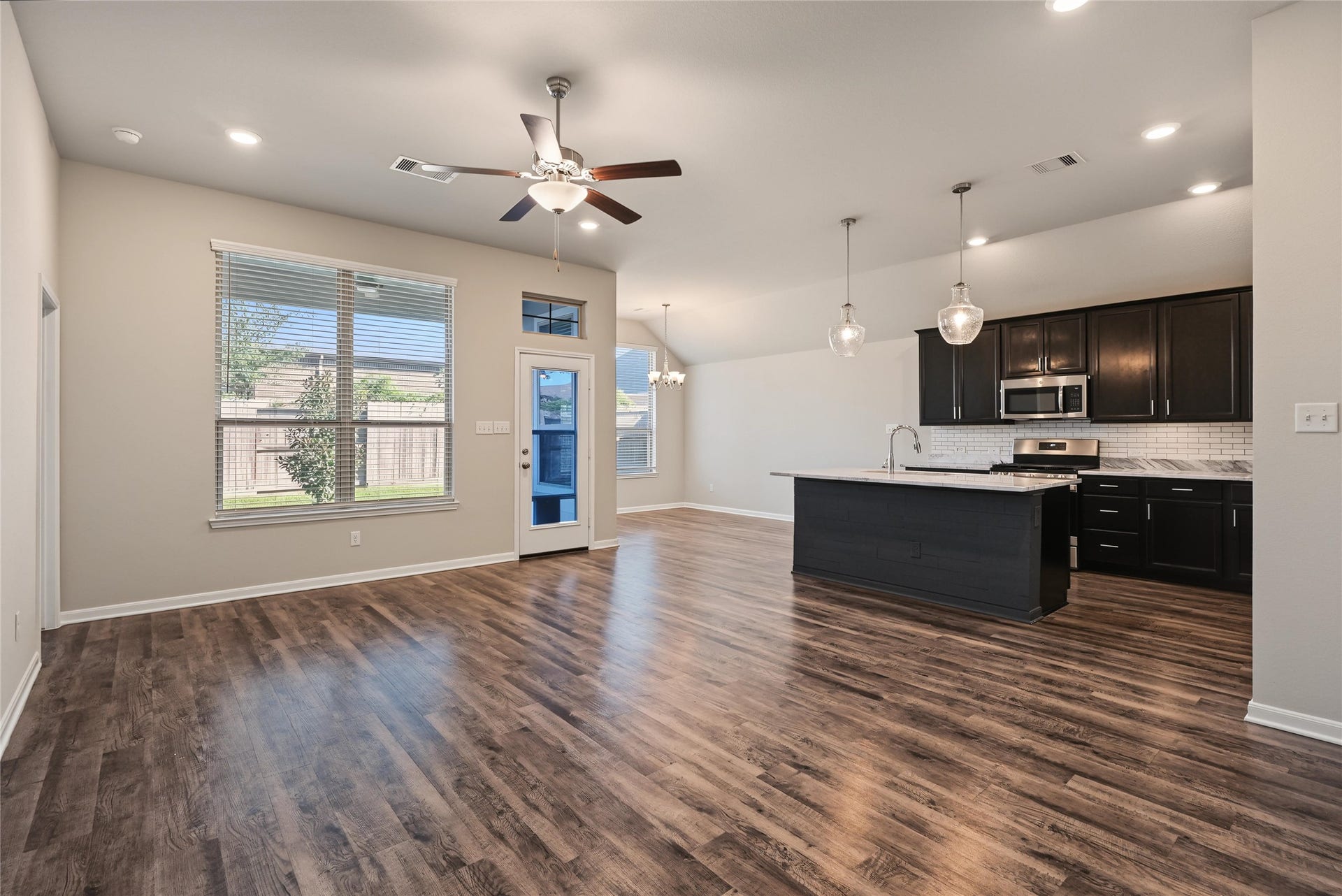 114 Abner Lane, Montgomery, TX 77356 114 Abner Lane, Montgomery, TX 77356