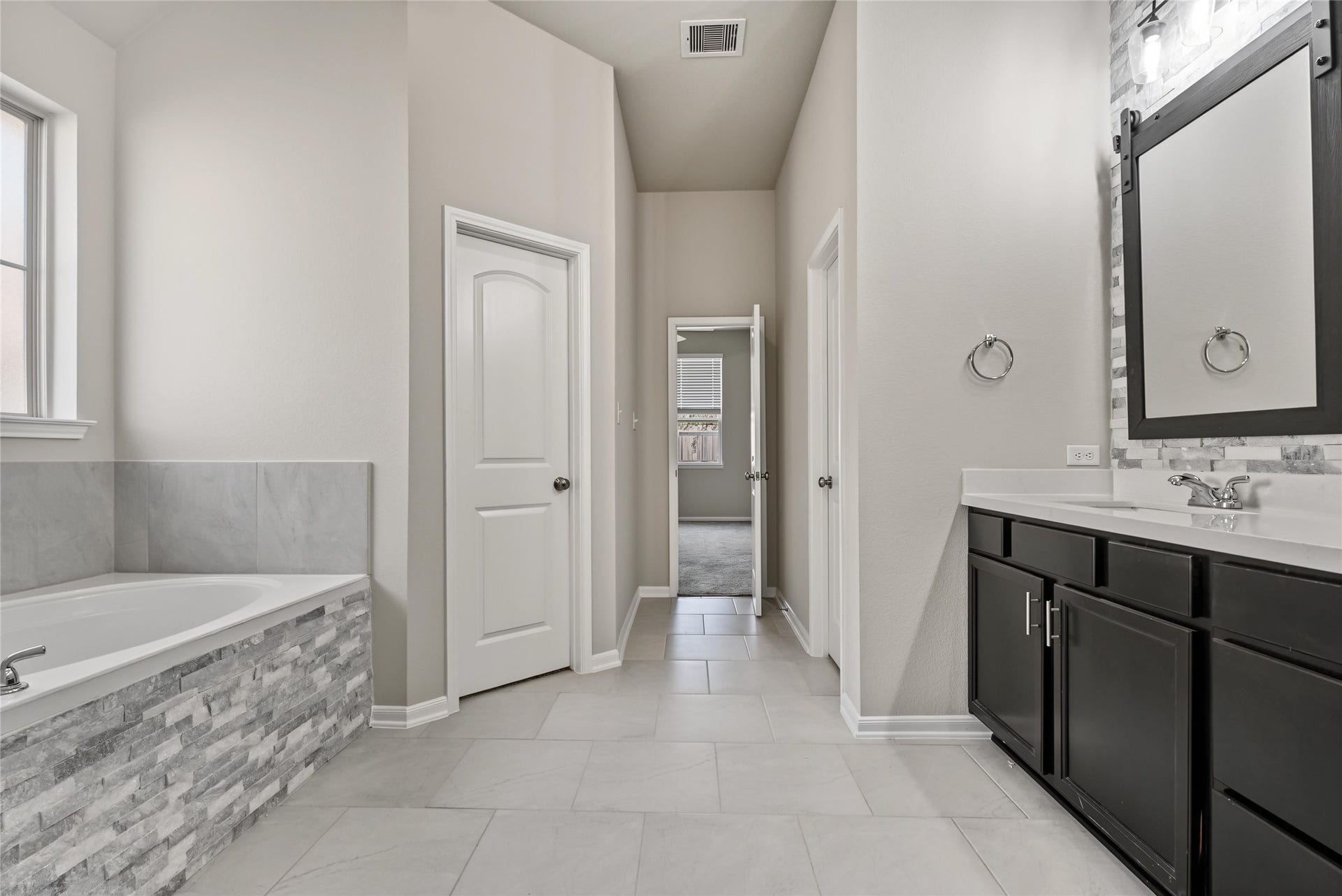 114 Abner Lane, Montgomery, TX 77356 114 Abner Lane, Montgomery, TX 77356