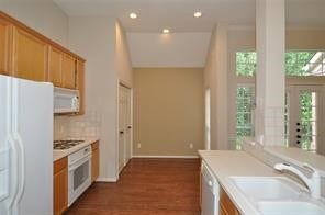 3129 Cedar Knolls Drive, Houston, TX 77339 Kitchen