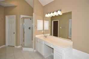 3129 Cedar Knolls Drive, Houston, TX 77339 Primary bath with tub and separate shower